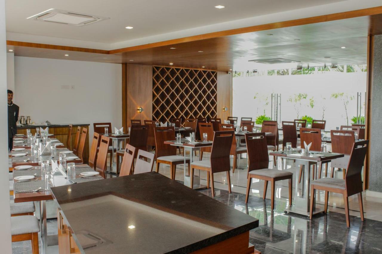 Отель Shivas Gateway Devanahalli Экстерьер фото