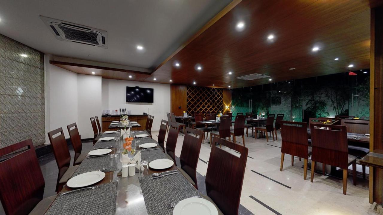 Отель Shivas Gateway Devanahalli Экстерьер фото