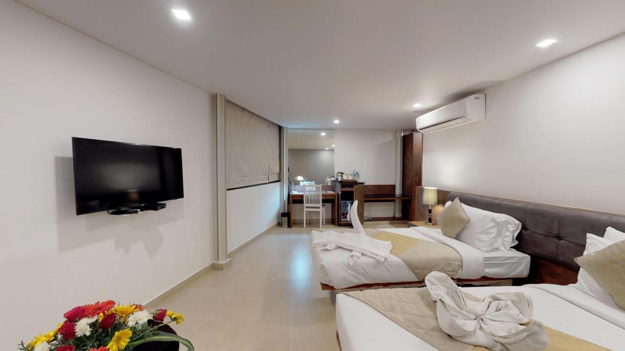 Отель Shivas Gateway Devanahalli Экстерьер фото