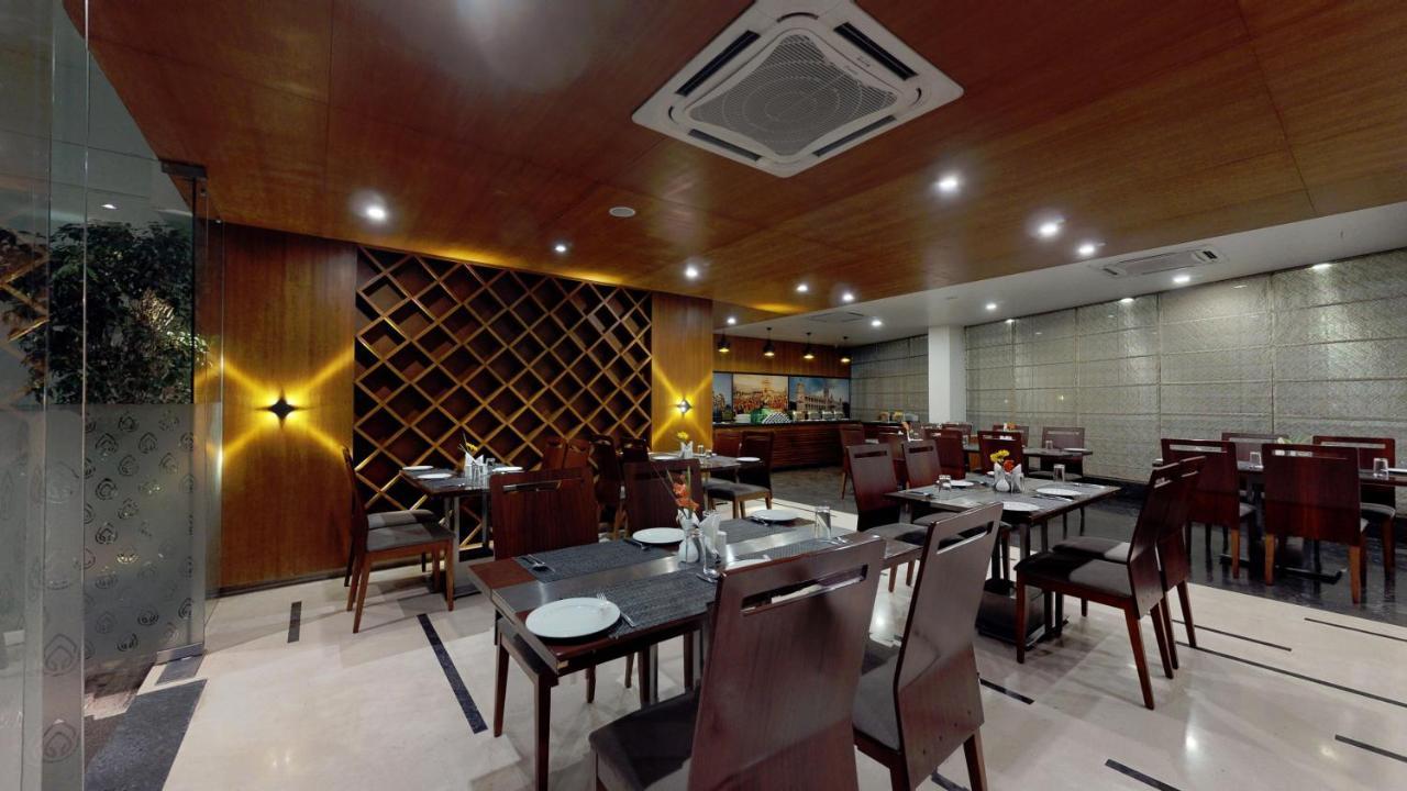 Отель Shivas Gateway Devanahalli Экстерьер фото